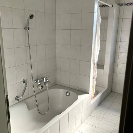 Zum Handwerkerglueck